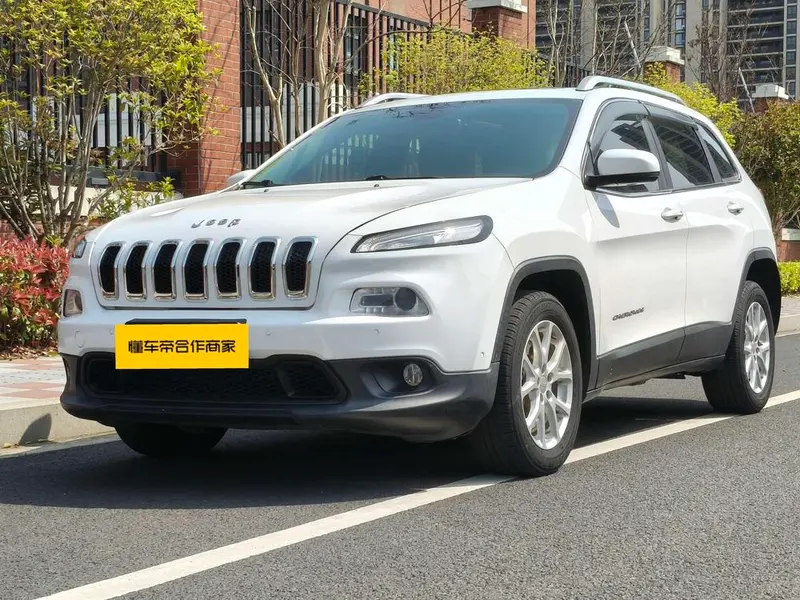 Jeep Cherokee, 2016