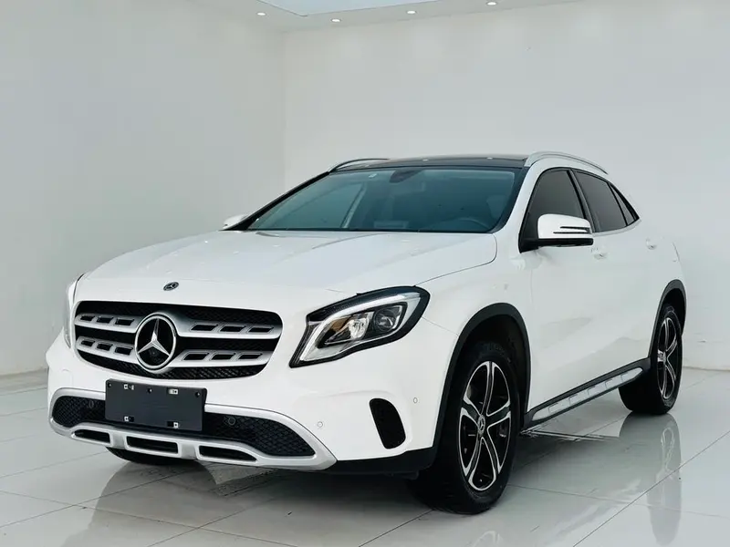 Mercedes-Benz GLA GLA 200 Fashion Version, 2018 — фото 1