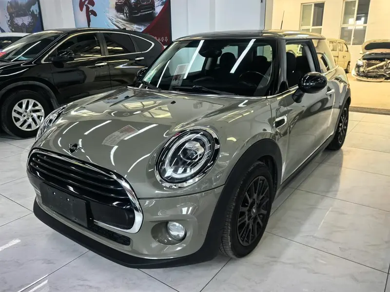 MINI MINI 1.5T COOPER Classic, 2018 — фото 1