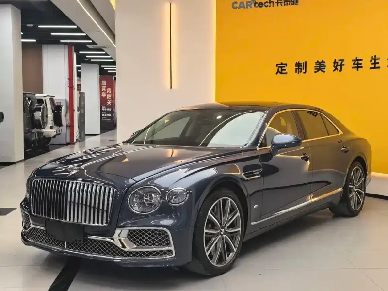Bentley Flying Spur, 2022