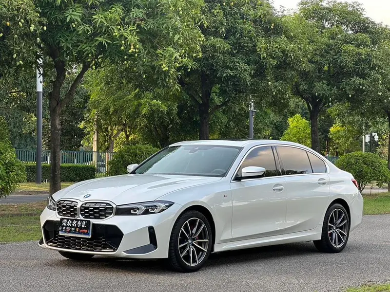 BMW 3-Series, 2023