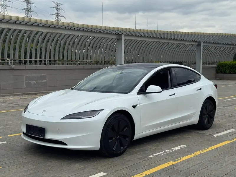 Tesla Model 3 Facelift Edition, 2025 — фото 1