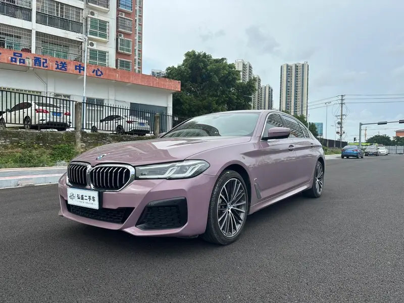 BMW 5-Series, 2021