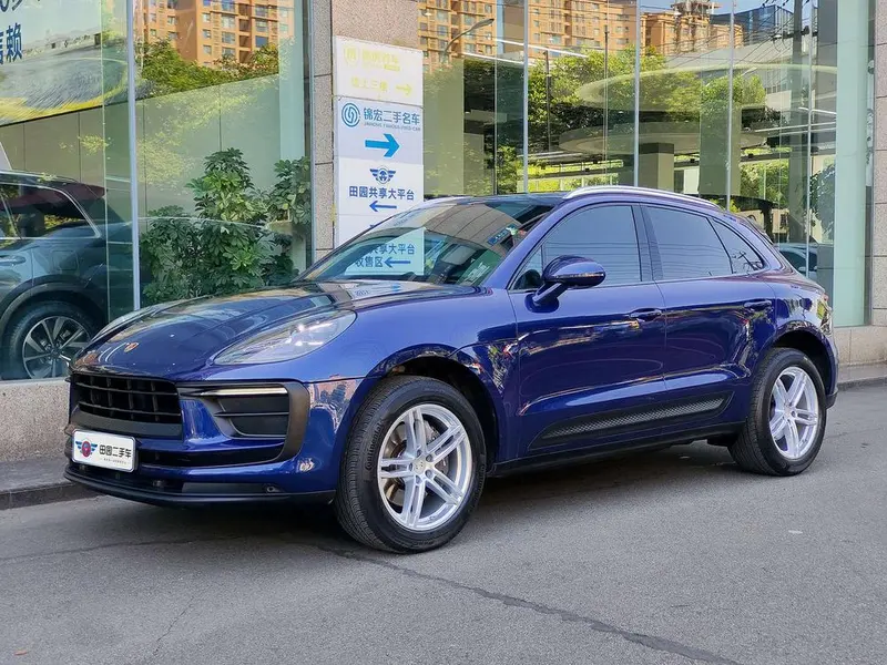 Porsche Macan, 2022