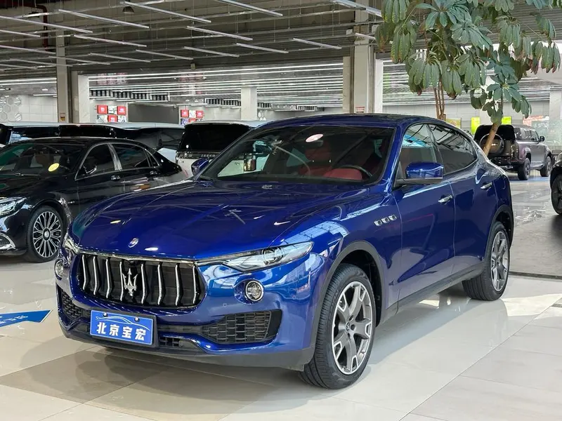 Maserati Levante 3.0T Standard Edition, 2020 — фото 1