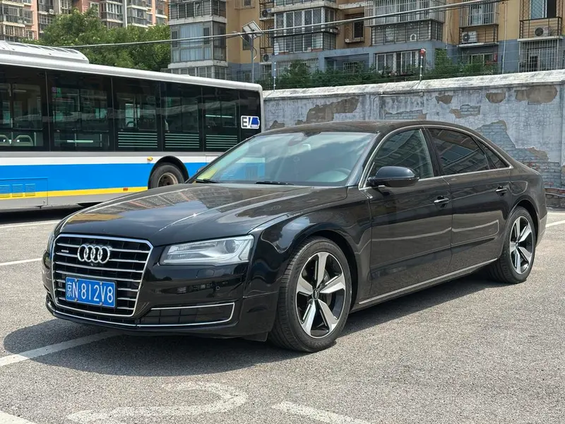 Audi A8, 2014