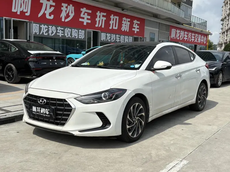 Hyundai Elantra Lingdong, 2020