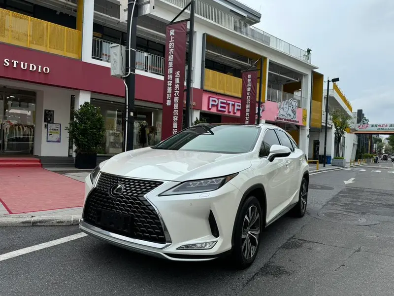 Lexus RX, 2020