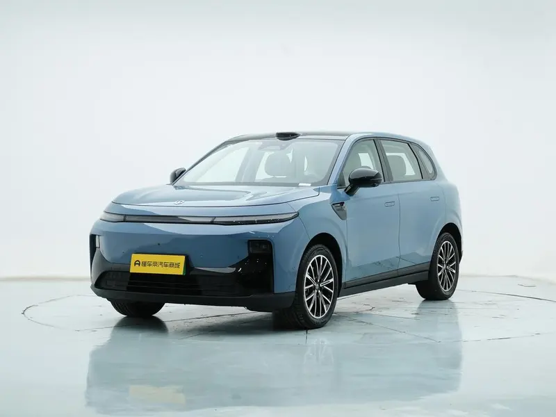 Leapmotor B10 510 Lidar Edition, 2025 — фото 1