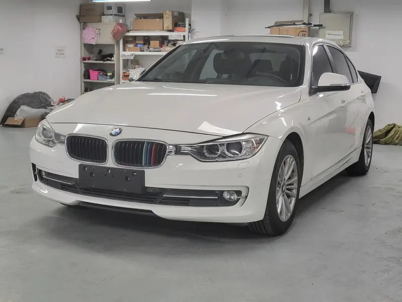 BMW 3-Series, 2015