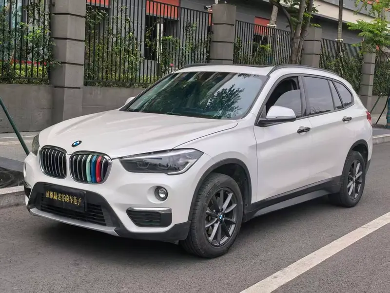 BMW X1 sDrive18Li Fashion Version, 2018 — фото 1
