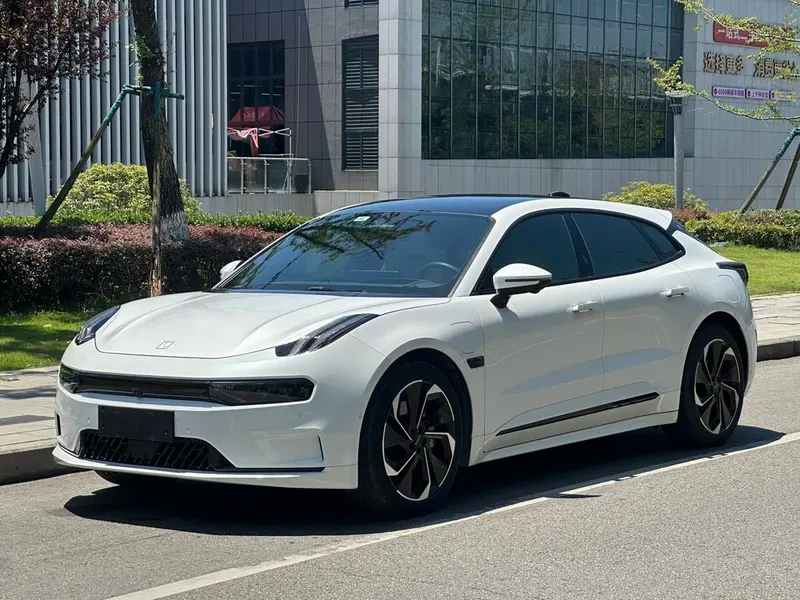 Zeekr 001, 2022