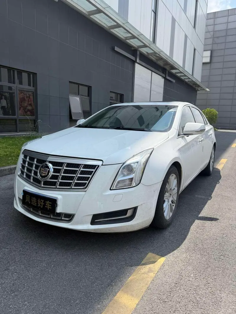 Cadillac XTS, 2015