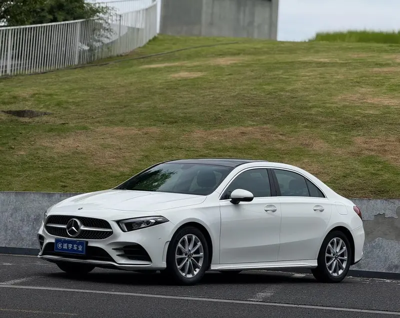 Mercedes-Benz A-Class A 200 L Sport Fashion Edition, 2021 — фото 1
