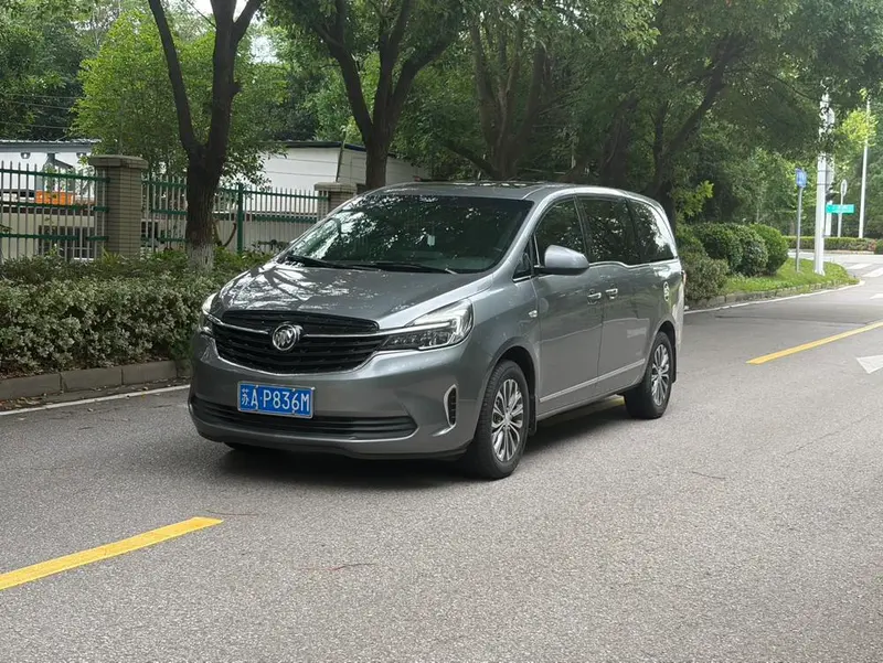 Buick GL8, 2022