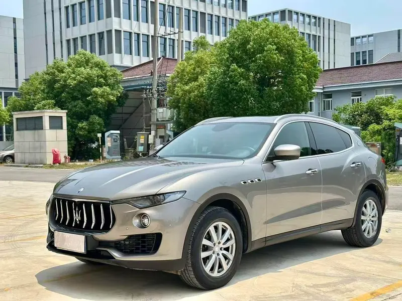 Maserati Levante 3.0T Levante, 2016 — фото 1