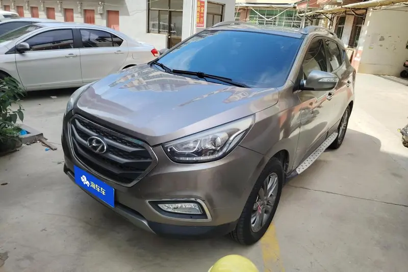 Hyundai ix35 2.0L Auto 2WD Smart Version CN4, 2015 — фото 1