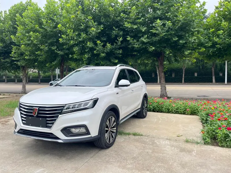 Roewe eRX5 50T Hybrid Connected Premium Flagship Edition, 2017 — фото 1