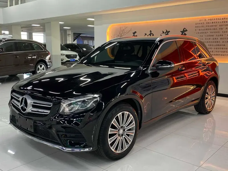 Mercedes-Benz GLC GLC 260 4MATIC Luxury Version, 2017 — фото 1