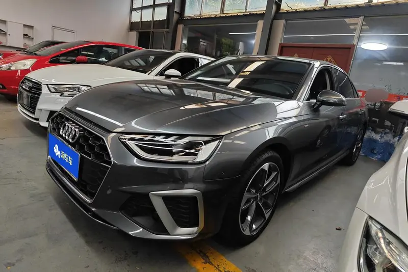 Audi A4L 40 TFSI Fashion Version, 2020 — фото 1