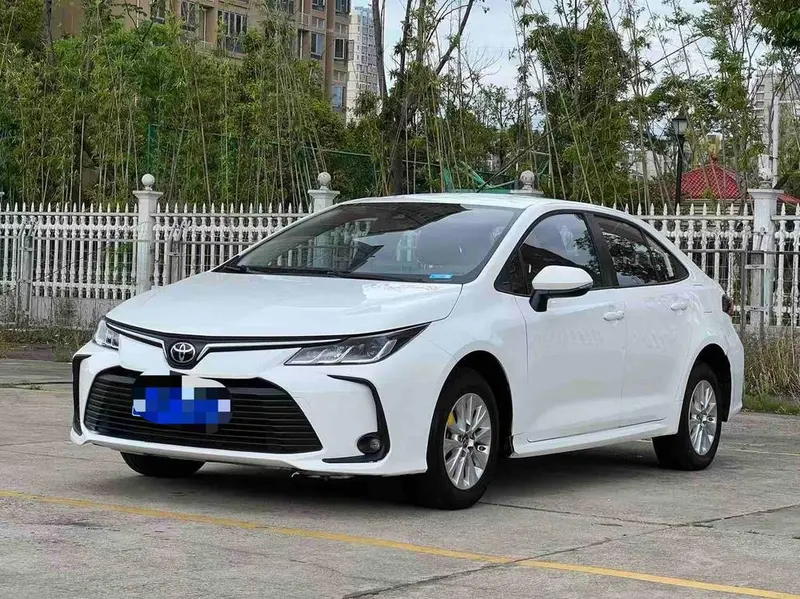 Toyota Corolla 1.2T S-CVT Elite Edition, 2021 — фото 1