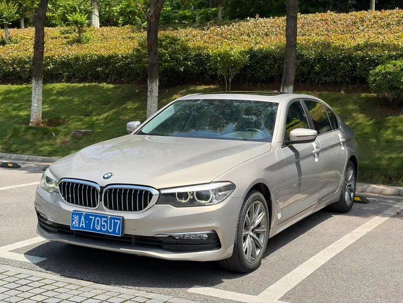 BMW 5-Series, 2018