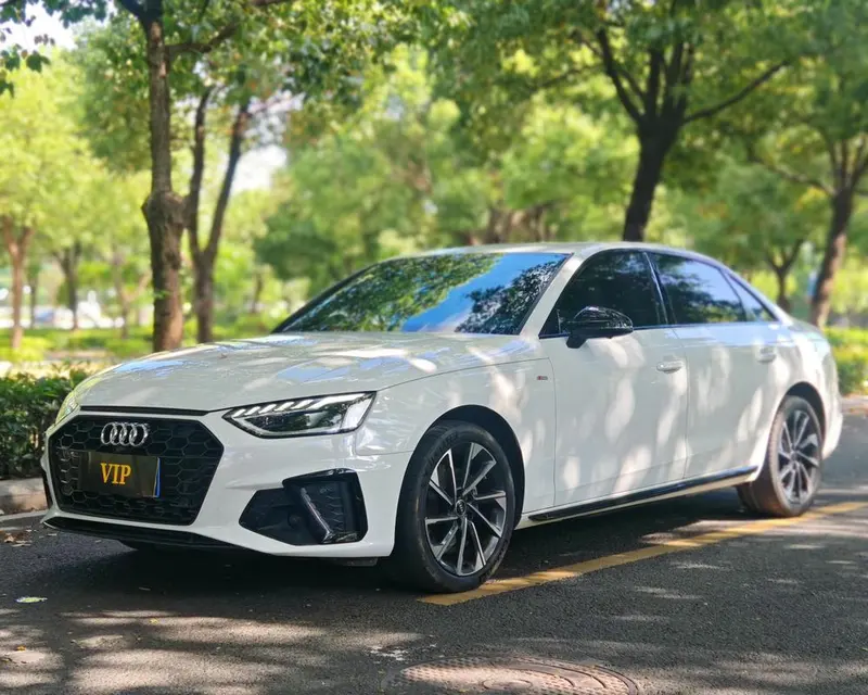 Audi A4L 40 TFSI Luxury Version, 2023 — фото 1