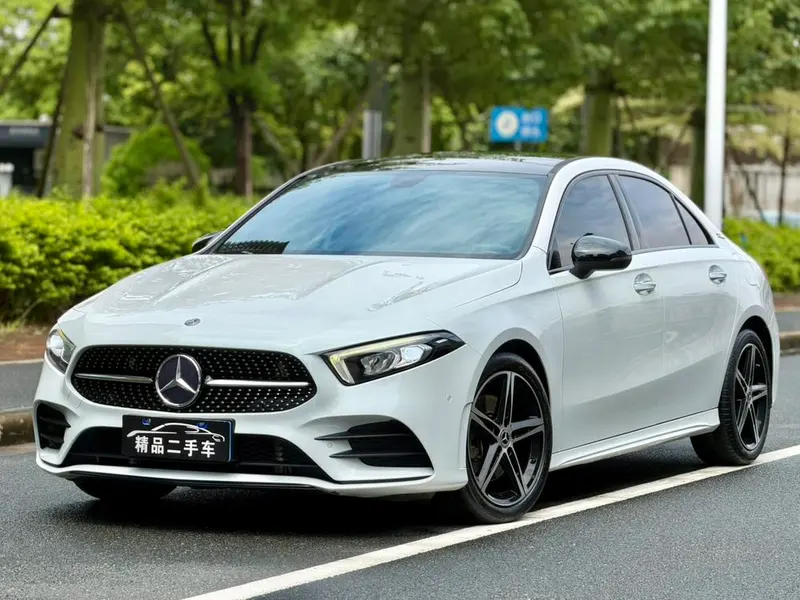 Mercedes-Benz A-Class A 220 L 4MATIC спорт седан, 2020 — фото 1