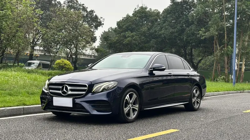 Mercedes-Benz E-Class, 2016