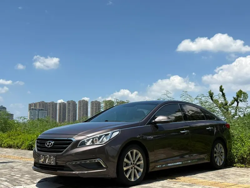 Hyundai Sonata LF, 2015
