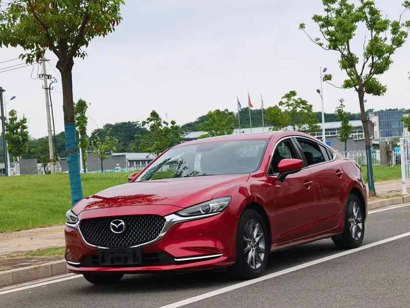 Mazda Atenza 2.0L Blue Luxury Edition, 2020 — фото 1