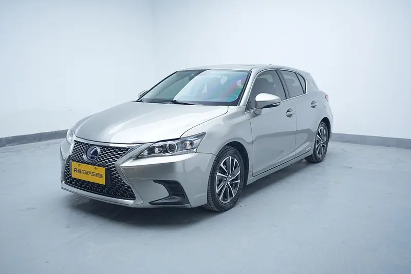 Lexus CT, 2017