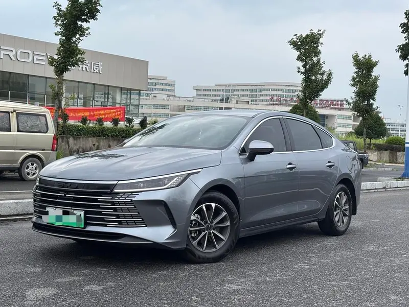 BYD Destroyer 05 Glory Edition DM-i 55KM Luxury Version, 2024 — фото 1