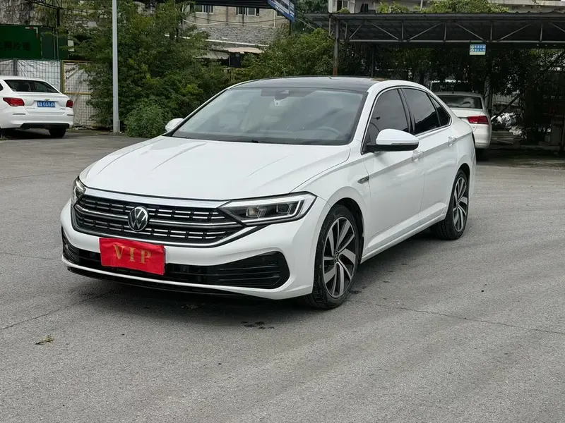 Volkswagen Sagitar, 2023