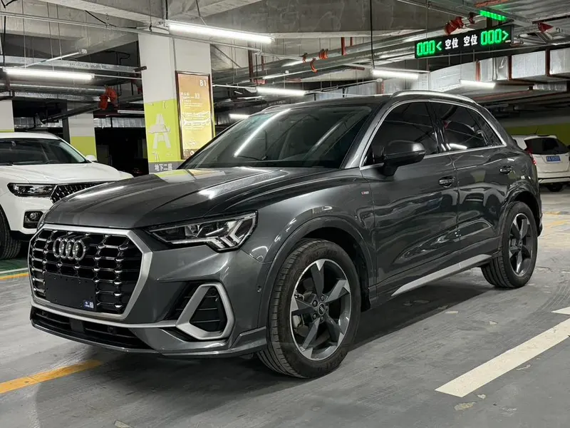 Audi Q3 35 TFSI Fashion Version, 2022 — фото 1