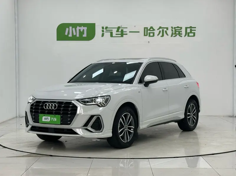 Audi Q3 35 TFSI Version, 2023 — фото 1