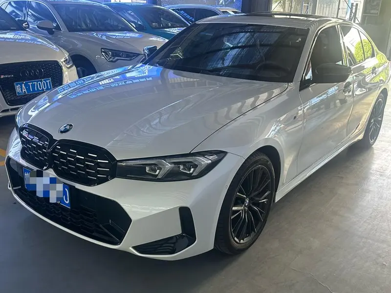 BMW 3-Series, 2023