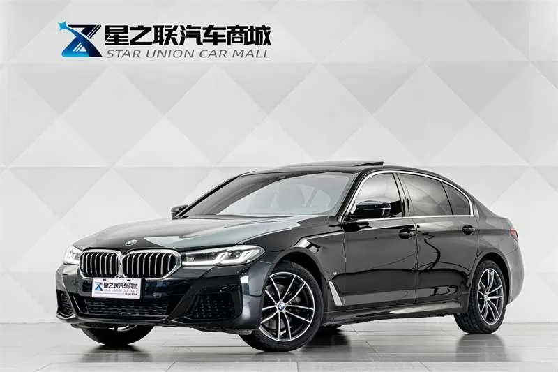 BMW 5-Series, 2022
