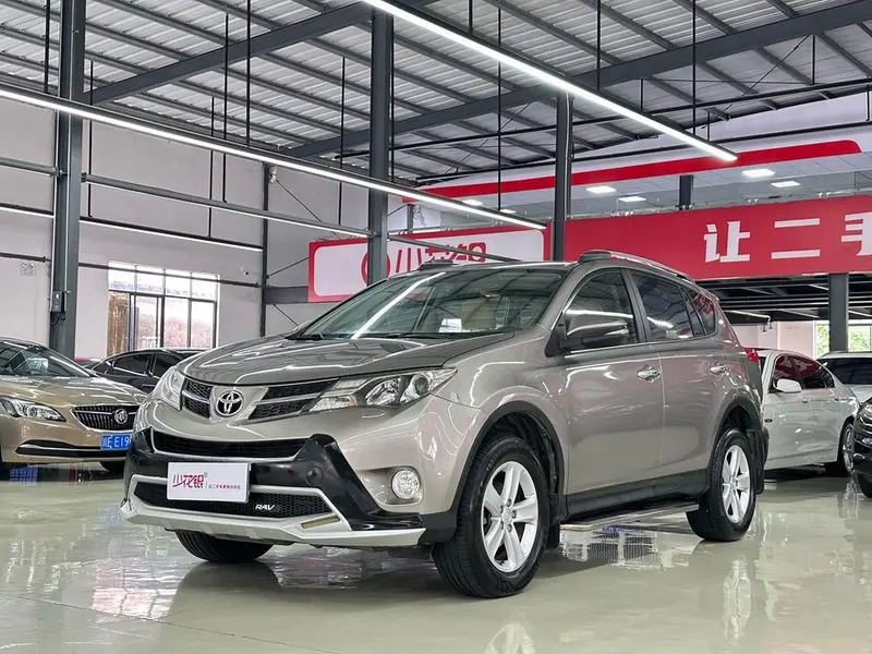 Toyota RAV4 2.5L Auto 4WD Elite Edition, 2013 — фото 1