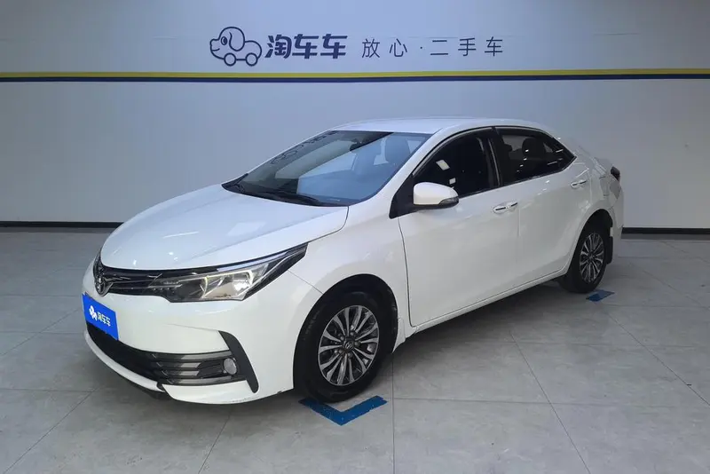 Toyota Corolla Facelift 1.2T S-CVT GL CN5, 2017 — фото 1