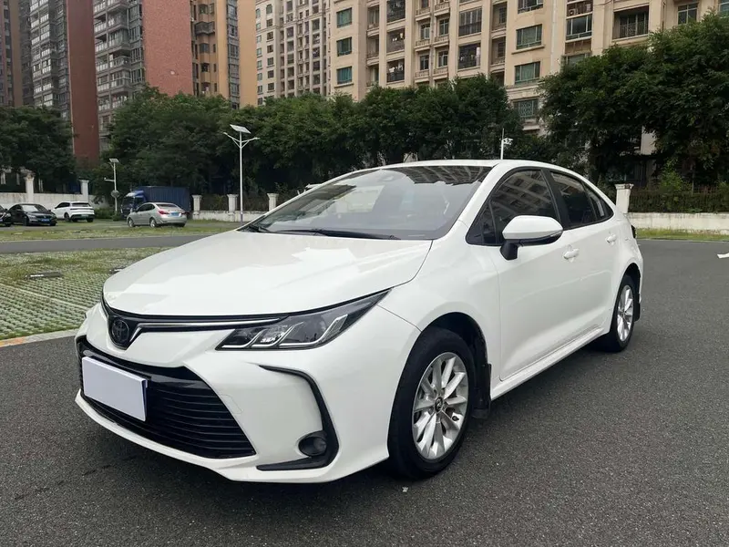 Toyota Corolla 1.2T S-CVT Elite PLUS Edition, 2021 — фото 1