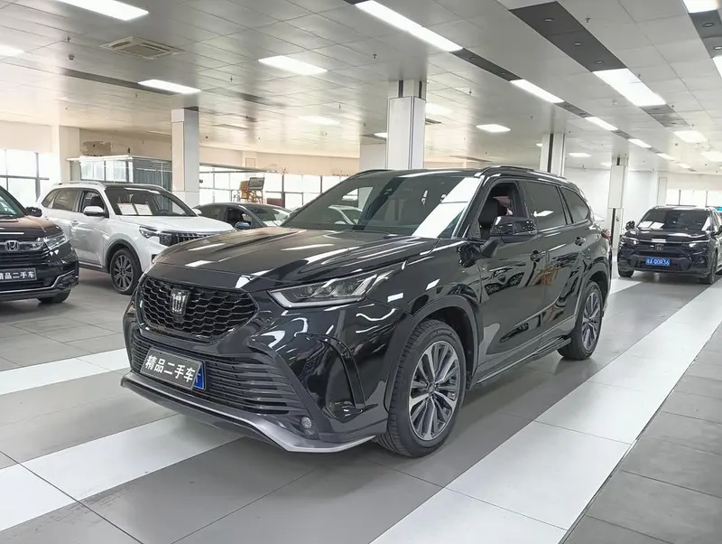 Toyota Crown Kluger, 2024