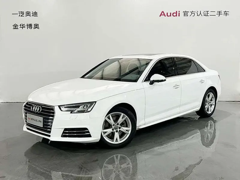 Audi A4L 30 Version 40 TFSI Version, 2018 — фото 1