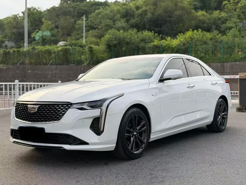 Cadillac CT4 28T Luxury Version, 2022 — фото 1