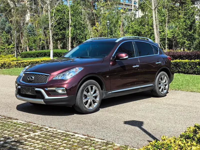 Infiniti QX50, 2015