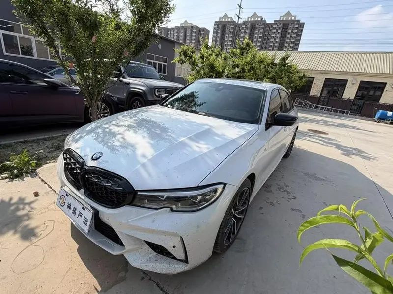 BMW 3-Series, 2021