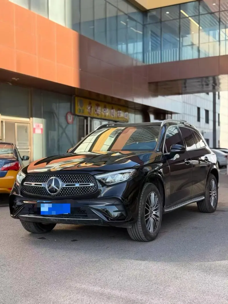 Mercedes-Benz GLC GLC 300 L 4MATIC Version 5 Seater, 2025 — фото 1