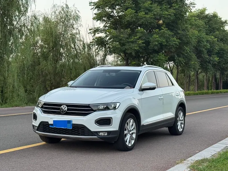 Volkswagen T-Roc, 2022
