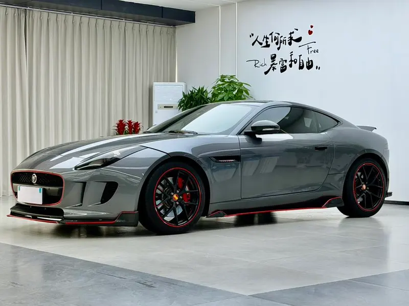 Jaguar F-TYPE, 2016