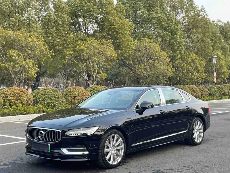 Volvo S90 PHEV T8 E Hybrid Edition 3 Seater CN6, 2019 — фото 1